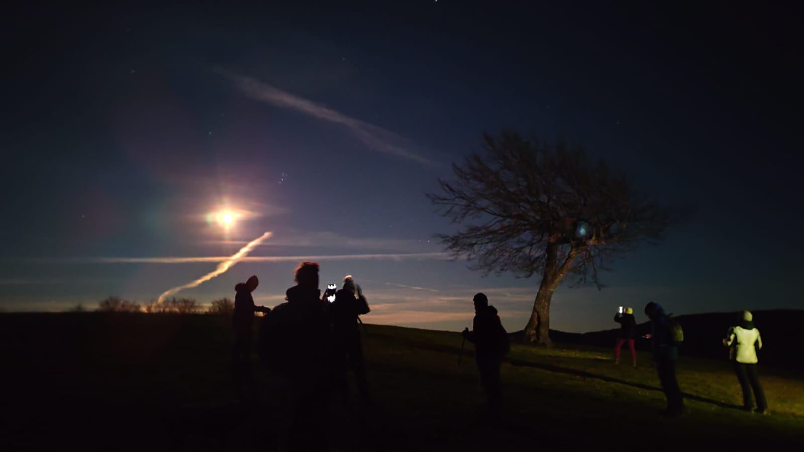 Il sorgere della Luna piena... e poi stufa e rifugio